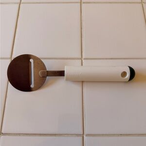 Vintage Tupperware White Cheese Slicer Stainless Steel with White Handle EUC
